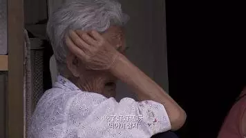 他們從15歲就在一起…「相愛75年」還像熱戀情侶 爺爺躺下那一刻感動全網:重新相信愛情了!