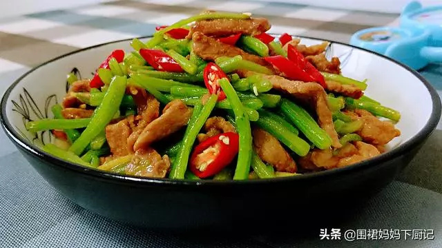 晚上吃啥?推薦10道家常小炒,葷素搭配、營養好吃,關鍵是省事