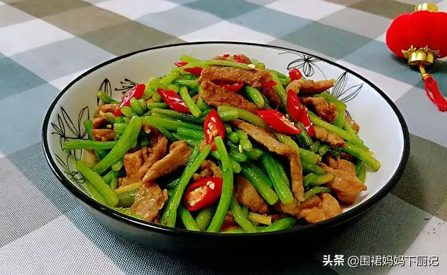 晚上吃啥?推薦10道家常小炒,葷素搭配、營養好吃,關鍵是省事