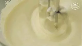 用勺子挖著吃的戚風蛋糕!外國最新的爆漿半熟戚風蛋糕火了!