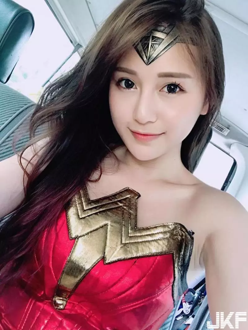 超讚!網瘋傳「正妹護士」迷人的超高顏值讓人想排隊掛號了…