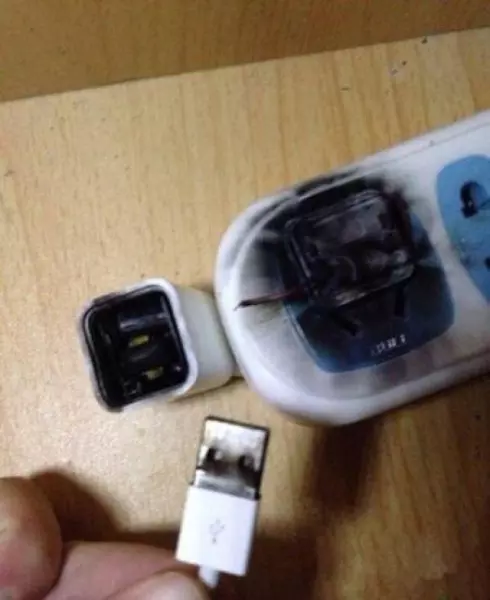 充完電後不拔充電器,後果不堪設想!一定要分享給你的家人和朋友!