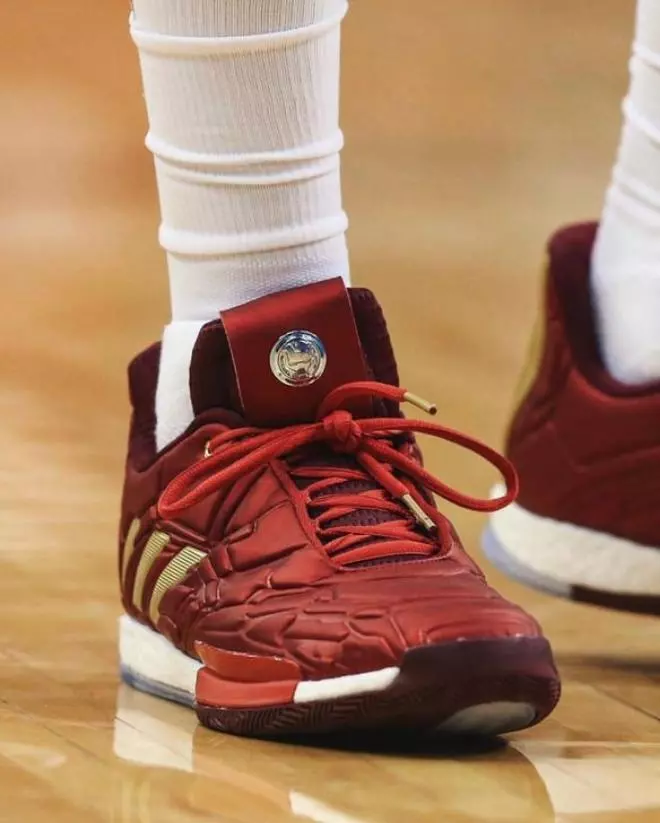 「漫威超級英雄」現身NBA 愛迪達曝光一系列「復仇者聯盟鞋款」網暴動想敗