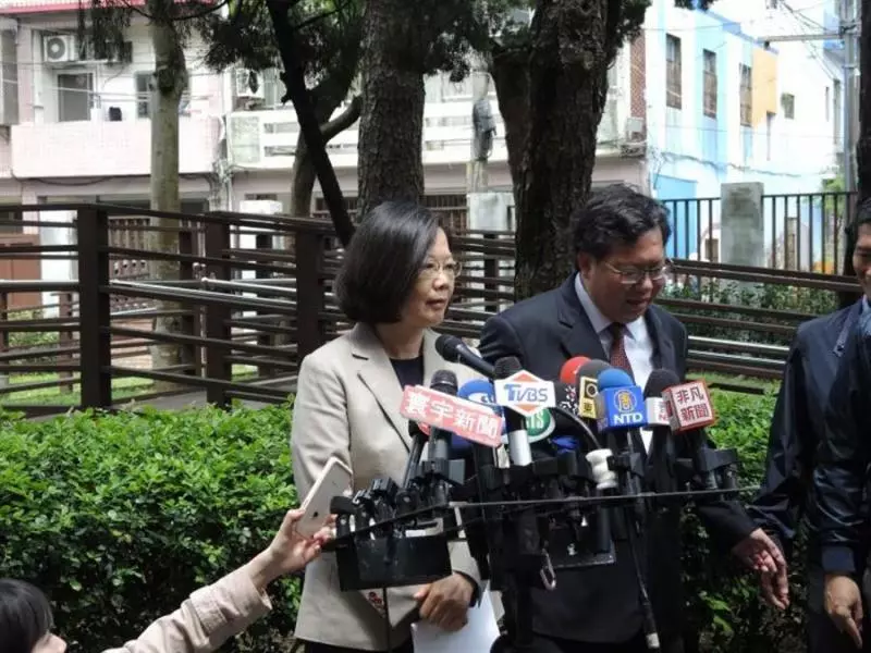 小英要韓收回.........