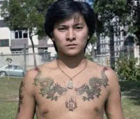 明星紋身:謝霆鋒的麒麟臂,權志龍的天使,都敗給了他的雙龍戲珠