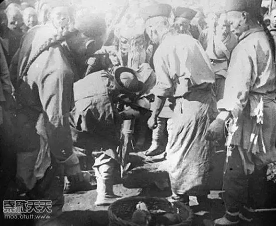 史上最美的女英雄:19歲當將軍,一心為民,卻死狀悽慘,來看看她的故事!