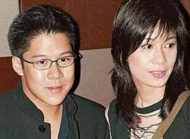 富二代霍啟剛:看了前任現狀,再看現任妻子,差距真是天差地別!