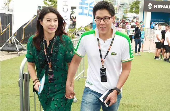 富二代霍啟剛:看了前任現狀,再看現任妻子,差距真是天差地別!