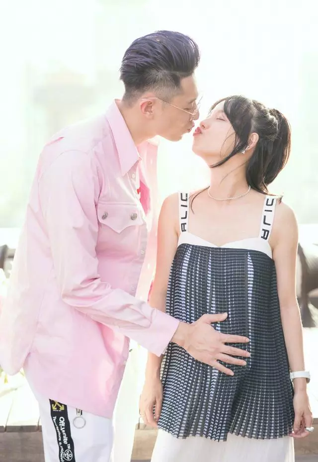 不被婆婆認可,但依然被老公寵成公主,如今每年零花錢高達2億!