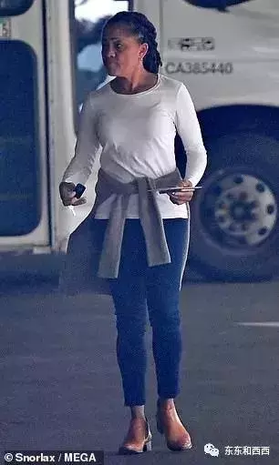 梅根她媽才是讓人服氣的硬核老母,這位王子丈母娘的經歷絕對圈粉!