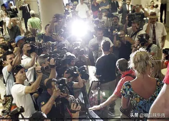 布蘭妮又被強制送進神經病院?!請美國對世界第一甜心善良點吧!