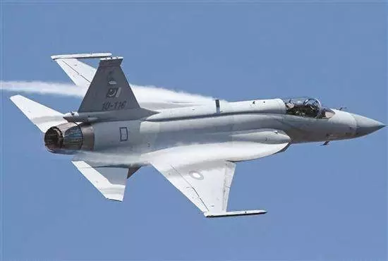 梟龍機會來了,印突然放棄馬來西亞軍機大單,只因馬方提出2條件