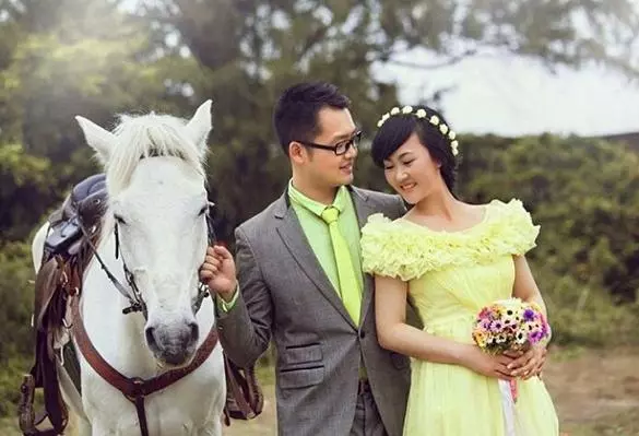 退休後去投奔兒子,兒子兒媳熱情招待,十天後我回了老家