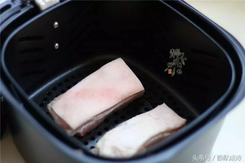五花肉這樣做真是好吃,不油不膩又香又酥