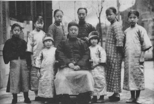中國真正的富二代,哥哥是清朝皇帝,奶奶是慈禧,並且活到了2015年