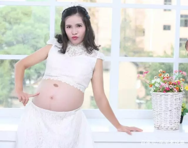 女子懷著孕嫁給丈夫,孩子生下來後,女子卻給了丈夫30萬