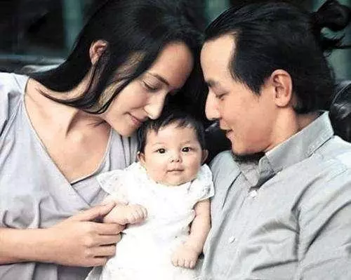 吳彥祖曾希望女兒不要太漂亮,結果卻是:網友看後直呼要等她長大