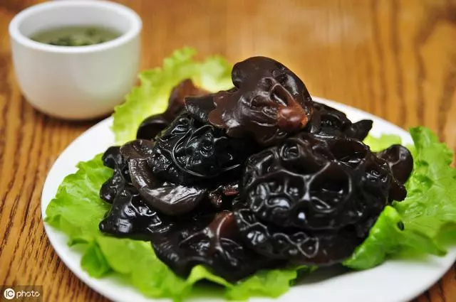 經常吃木耳對健康有三大好處,但它有抗癌功效嗎?看看醫生怎麼說