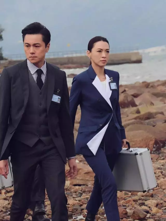黃心穎打破演藝界的記錄,不僅拖累4影視1綜藝,還以一人之力拖垮4名男藝人
