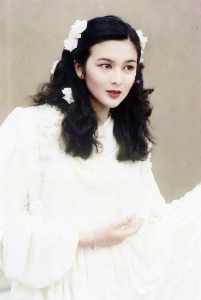 朱茵:這是我的17歲,趙雅芝:這是我17歲,蔡少芬:麻煩讓讓