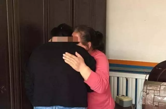 [可憐] 鄰居婆婆向她招手　4歲女童5分鐘內慘被斷頭