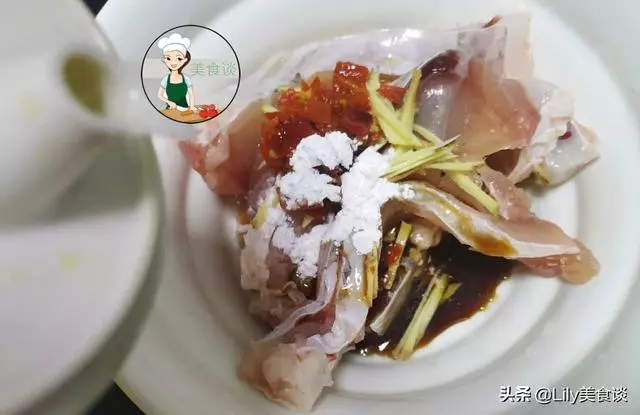 天熱沒胃口,魚肉這做法,蒸一蒸6分鐘出鍋,鮮香開胃,做法簡單