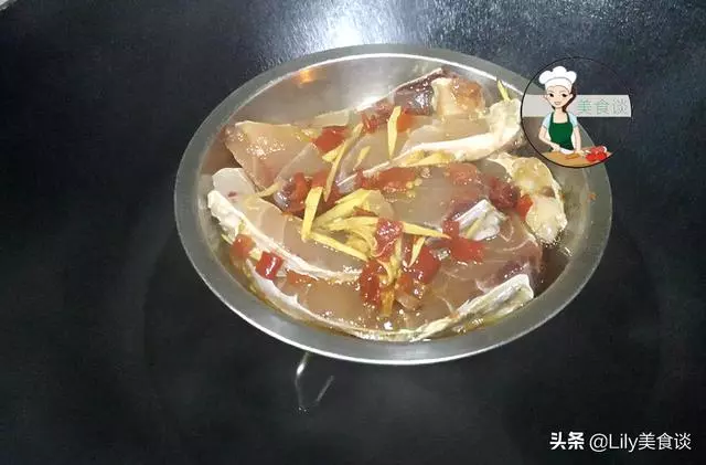 天熱沒胃口,魚肉這做法,蒸一蒸6分鐘出鍋,鮮香開胃,做法簡單