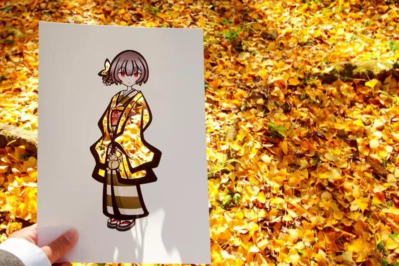 日本藝術家靠大自然「上色」 隨時幫插畫主角換上絕美新服裝