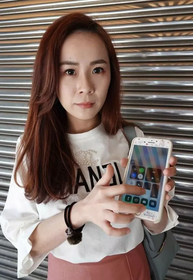 眼角膜燒出500多個洞 高雄女子「手機亮度調最高」差點瞎掉