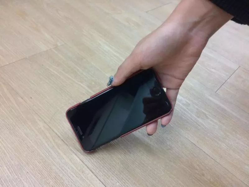 要歸還撿到的手機竟遭嗆「我要告妳」 她一個舉動讓網友力挺:幹得好