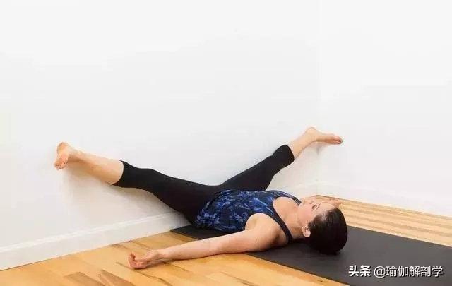 「身體越僵硬人就越顯老?」9個簡單的拉伸,越練越年輕!