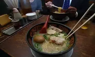 日本女孩從來不自己去吃拉麵,其中原因非常講究,外人都不理解