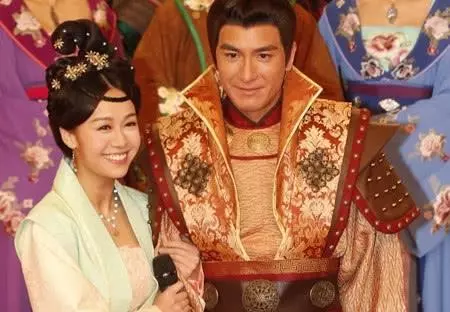 被曝和馬國明是假情侶,港媒早已預告黃心穎是靠他才在TVB上位!