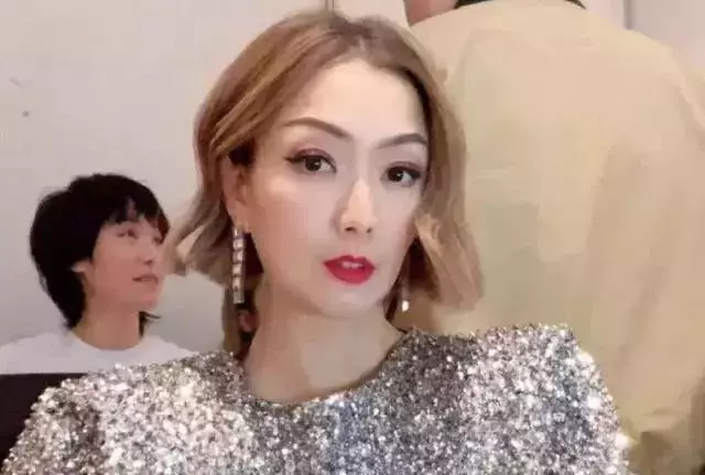 鄭秀文回應原諒後,被曝夫妻並沒領證?且兩人財產懸殊可怕!