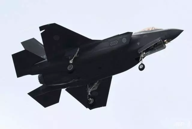 號稱最強隱身戰機,F35墜海為何被雷達探知,全靠這一關鍵裝置