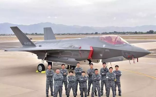 號稱最強隱身戰機,F35墜海為何被雷達探知,全靠這一關鍵裝置