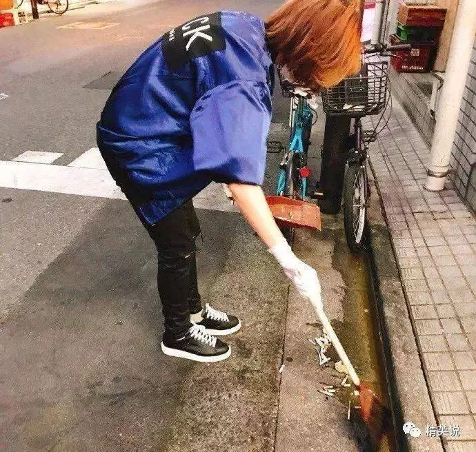 中國人在日本被罵不文明,這個中國姑娘做了一件事撿回我們的尊嚴
