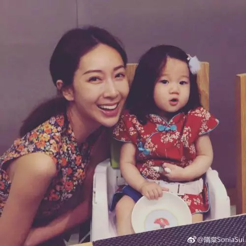 女兒「關在黑暗房間裡」嚇到大哭!隋棠嚇壞馬上衝進去解救,一推開門後,裡頭景象讓她傻眼!