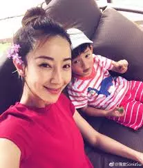 女兒「關在黑暗房間裡」嚇到大哭!隋棠嚇壞馬上衝進去解救,一推開門後,裡頭景象讓她傻眼!