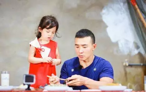 周董在落魄時唯有「他」在!周杰倫女兒唯一的乾爹,他坦言:傑倫紅就好了!