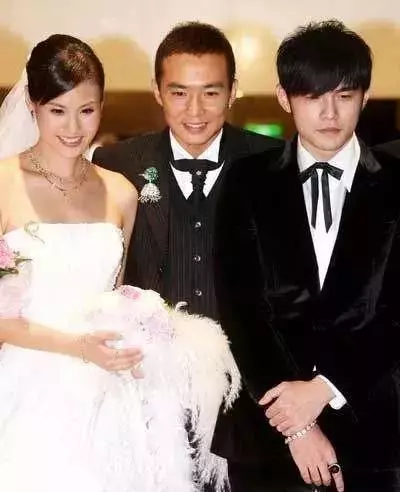 周董在落魄時唯有「他」在!周杰倫女兒唯一的乾爹,他坦言:傑倫紅就好了!