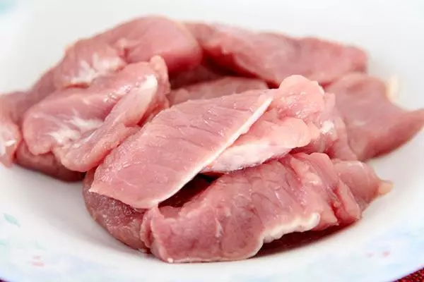 不吃主食、不吃肉、不吃晚餐,哪個更易瘦?
