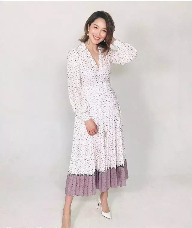 女兒跟著李亞男牙牙學語 王祖藍生病遠觀很好奇