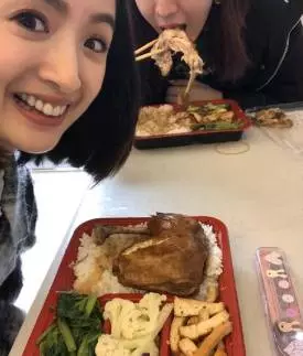 林依晨曬細腰比基尼照,3招健康飲食成功減掉嬰兒肥,且不復胖