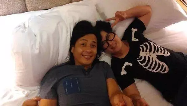 成功造人8個月!前TVB男星曬52歲老婆巨肚照惹關註:期待寶寶~
