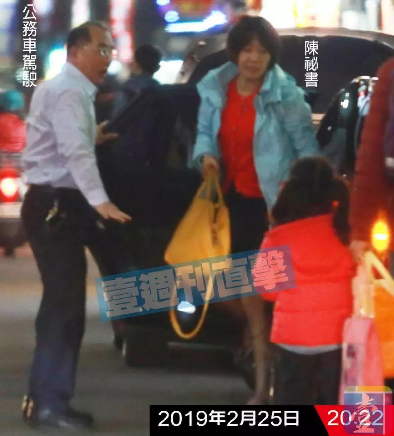 〈與機要同行1〉華航董座遭爆曖昧女祕書 溫馨接送直擊【壹點就報】