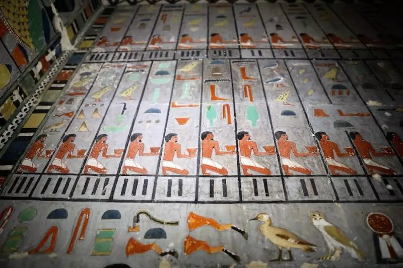 埃及4300年古墳出土! 考古學者震驚壁畫沒掉色「新到像油漆未乾」