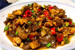 百吃不膩的回鍋茄子,做法簡單開胃下飯比肉還好吃!