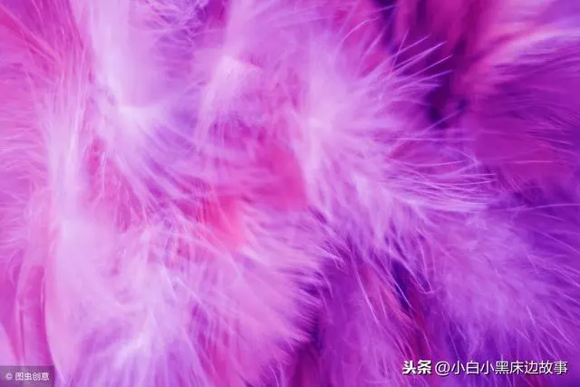 結婚當天,婆婆給我一張10萬的銀行卡,第2天查詢後我差點沒暈倒