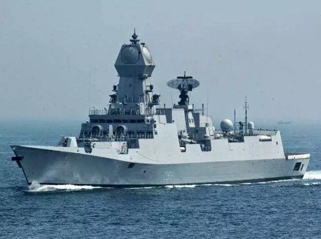 中國海上閱艦式拉開序幕,近鄰印度派出2艘巨艦,來頭著實不小